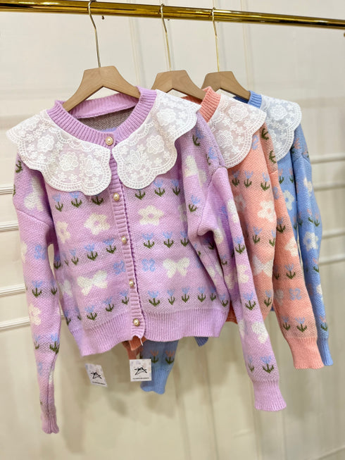 Winter Printed Lacey Collar Sweater